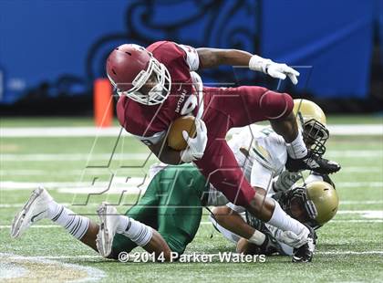 Thumbnail 3 in Destrehan vs. Acadiana (LHSAA Class 5A Final) photogallery.