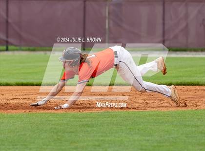 Thumbnail 3 in Guerin Catholic vs. Hamilton Heights (IHSAA 3A Sectional 27 first round) photogallery.