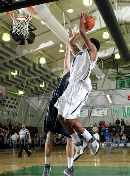 Thumbnail 3 in Vista del Lago vs. Orland (Ram Jam Winter Classic) photogallery.