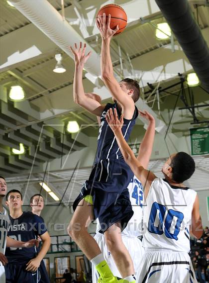 Thumbnail 1 in Vista del Lago vs. Orland (Ram Jam Winter Classic) photogallery.