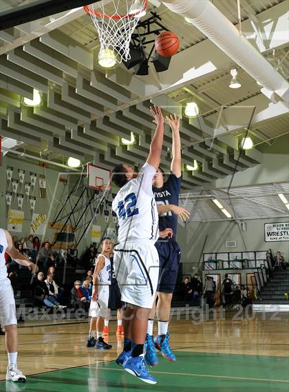 Thumbnail 2 in Vista del Lago vs. Orland (Ram Jam Winter Classic) photogallery.