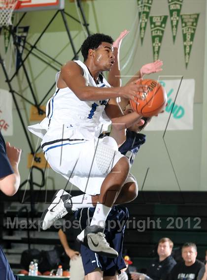 Thumbnail 3 in Vista del Lago vs. Orland (Ram Jam Winter Classic) photogallery.