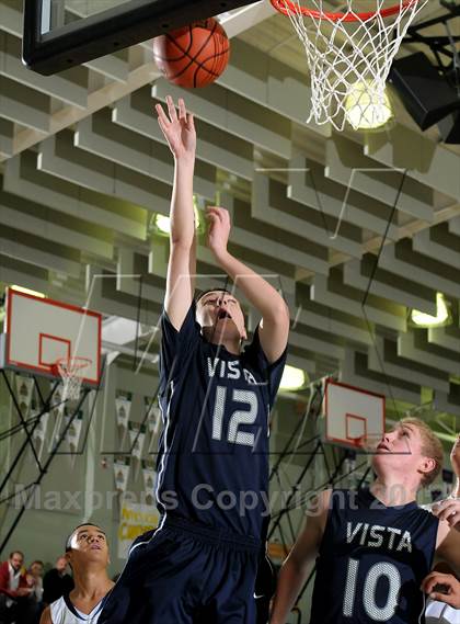 Thumbnail 2 in Vista del Lago vs. Orland (Ram Jam Winter Classic) photogallery.
