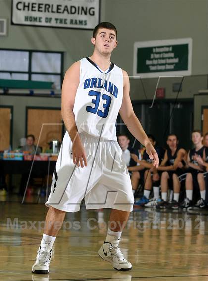 Thumbnail 2 in Vista del Lago vs. Orland (Ram Jam Winter Classic) photogallery.
