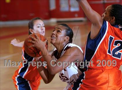 Thumbnail 2 in Calvary Chapel vs. Cypress (Savanna Lady Rebels Classic) photogallery.