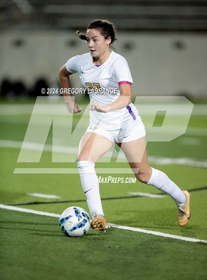Thumbnail 2 in Montverde Academy vs Marcus photogallery.