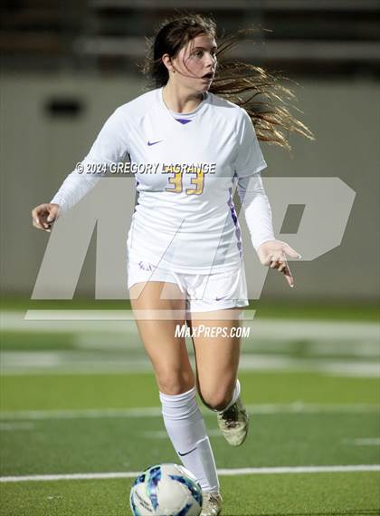 Thumbnail 2 in Montverde Academy vs Marcus photogallery.