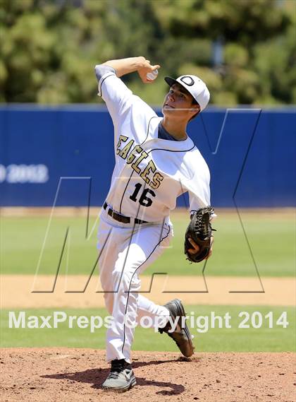 Thumbnail 3 in Mar Vista vs. Olympian (CIF-SDS D4 Final) photogallery.