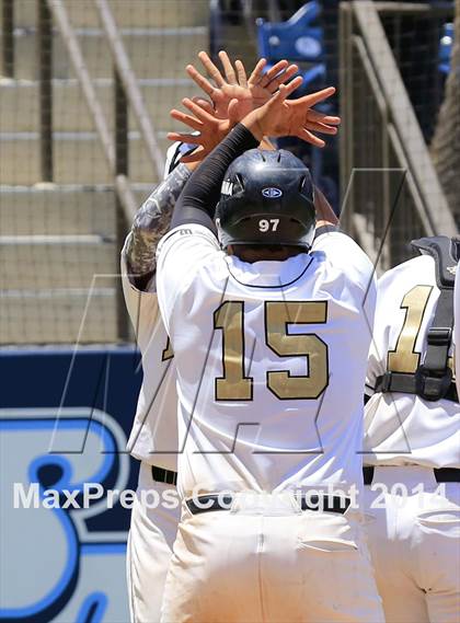 Thumbnail 2 in Mar Vista vs. Olympian (CIF-SDS D4 Final) photogallery.