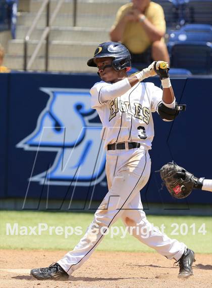 Thumbnail 2 in Mar Vista vs. Olympian (CIF-SDS D4 Final) photogallery.