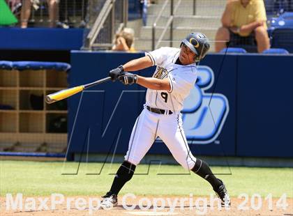 Thumbnail 2 in Mar Vista vs. Olympian (CIF-SDS D4 Final) photogallery.