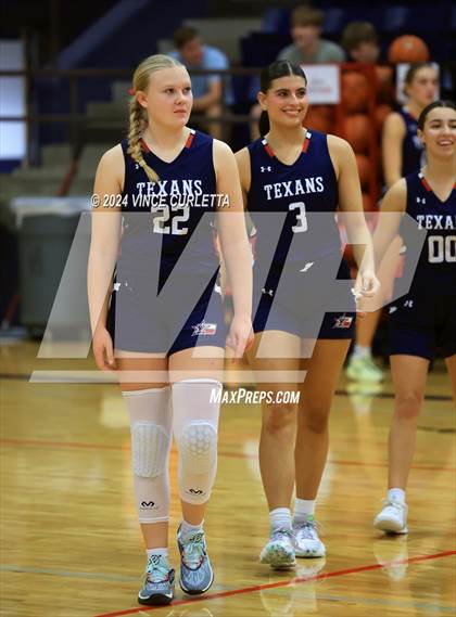 Thumbnail 3 in Wimberley vs Sunbury (Wimberley Hoopfest) photogallery.