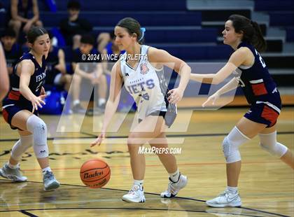 Thumbnail 2 in Wimberley vs Sunbury (Wimberley Hoopfest) photogallery.
