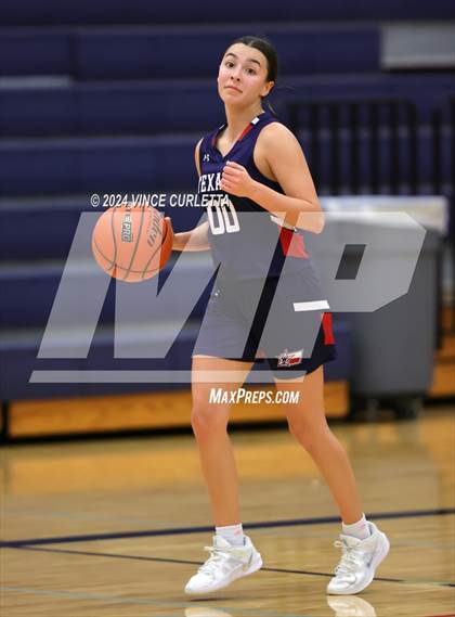 Thumbnail 3 in Wimberley vs Sunbury (Wimberley Hoopfest) photogallery.