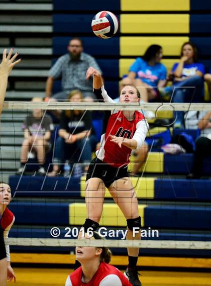 Thumbnail 3 in Goodpasture Christian vs Signal Mountain (River City Rumble) photogallery.