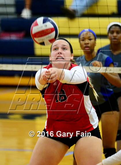 Thumbnail 3 in Goodpasture Christian vs Signal Mountain (River City Rumble) photogallery.