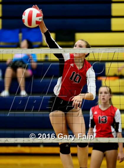 Thumbnail 3 in Goodpasture Christian vs Signal Mountain (River City Rumble) photogallery.