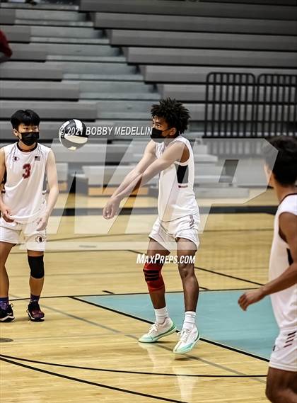 Thumbnail 3 in Sanger @ Clovis North photogallery.