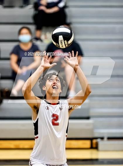 Thumbnail 1 in Sanger @ Clovis North photogallery.