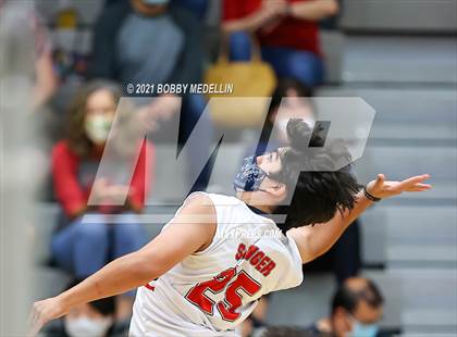 Thumbnail 1 in Sanger @ Clovis North photogallery.