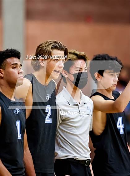 Thumbnail 1 in Sanger @ Clovis North photogallery.