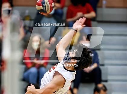 Thumbnail 2 in Sanger @ Clovis North photogallery.