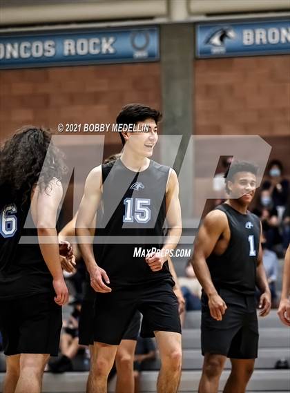 Thumbnail 2 in Sanger @ Clovis North photogallery.