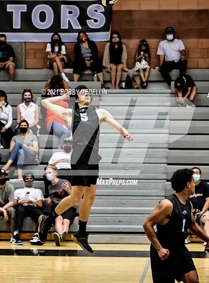 Thumbnail 3 in Sanger @ Clovis North photogallery.