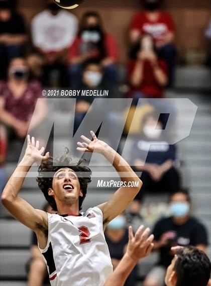 Thumbnail 3 in Sanger @ Clovis North photogallery.