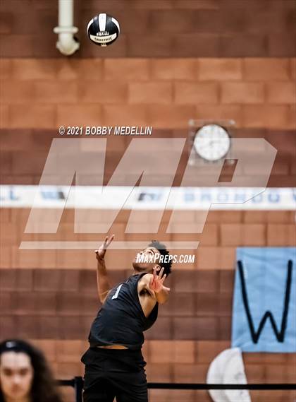 Thumbnail 3 in Sanger @ Clovis North photogallery.