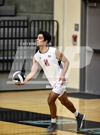 Thumbnail 2 in Sanger @ Clovis North photogallery.