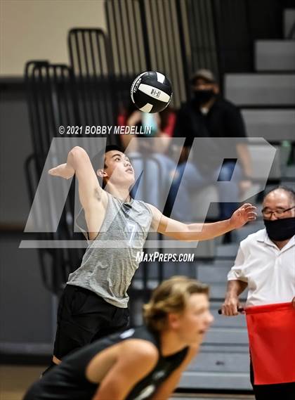 Thumbnail 2 in Sanger @ Clovis North photogallery.
