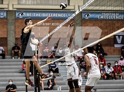 Thumbnail 1 in Sanger @ Clovis North photogallery.