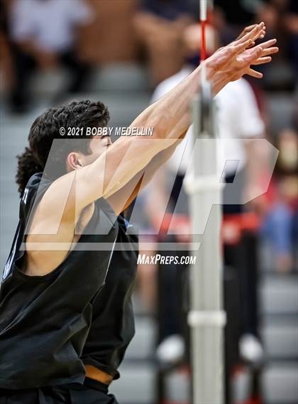 Thumbnail 2 in Sanger @ Clovis North photogallery.