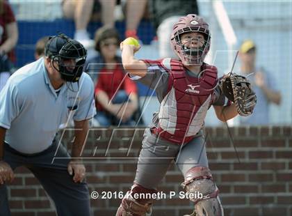 Thumbnail 3 in Ursuline Academy vs Destrehan (SCC Jamboree) photogallery.