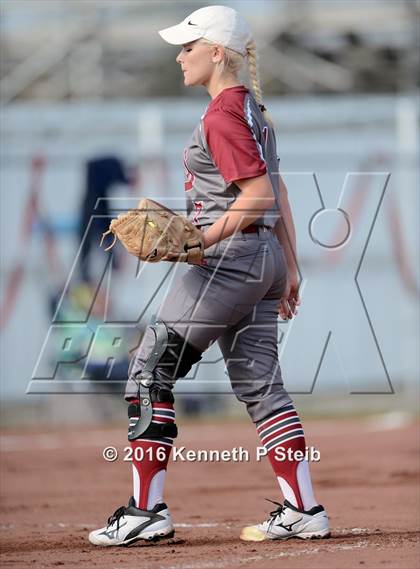 Thumbnail 3 in Ursuline Academy vs Destrehan (SCC Jamboree) photogallery.