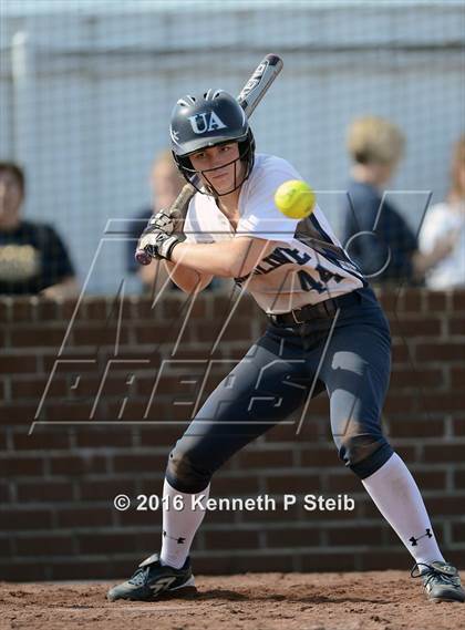 Thumbnail 2 in Ursuline Academy vs Destrehan (SCC Jamboree) photogallery.