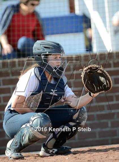 Thumbnail 3 in Ursuline Academy vs Destrehan (SCC Jamboree) photogallery.
