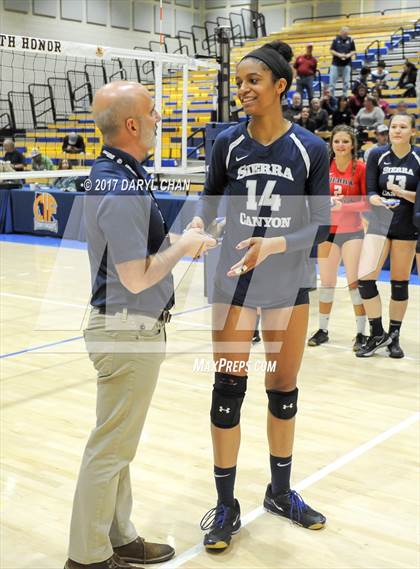 Thumbnail 3 in Sacred Heart Prep vs. Sierra Canyon (CIF State D2 Final) photogallery.
