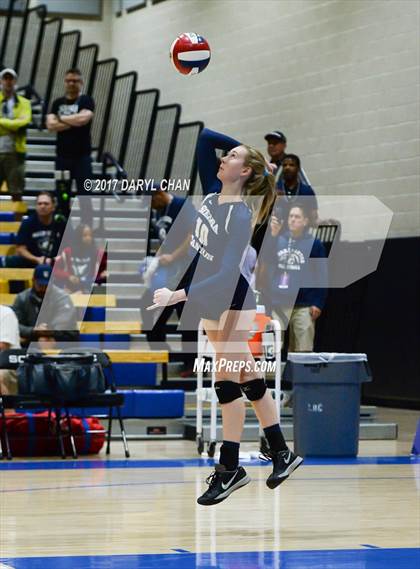 Thumbnail 3 in Sacred Heart Prep vs. Sierra Canyon (CIF State D2 Final) photogallery.