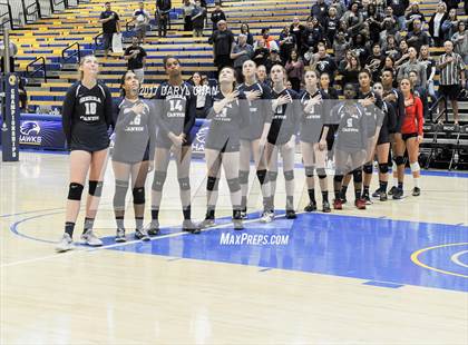 Thumbnail 3 in Sacred Heart Prep vs. Sierra Canyon (CIF State D2 Final) photogallery.