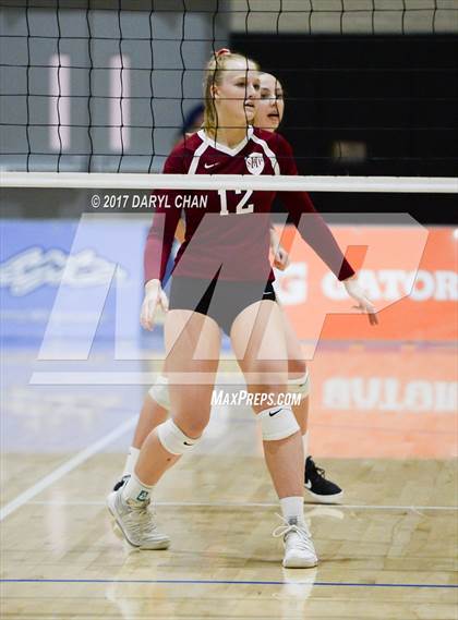 Thumbnail 3 in Sacred Heart Prep vs. Sierra Canyon (CIF State D2 Final) photogallery.