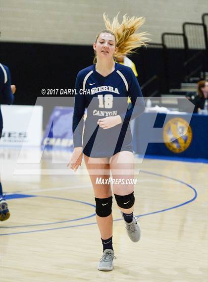 Thumbnail 2 in Sacred Heart Prep vs. Sierra Canyon (CIF State D2 Final) photogallery.