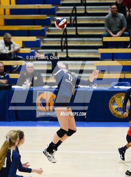Thumbnail 2 in Sacred Heart Prep vs. Sierra Canyon (CIF State D2 Final) photogallery.