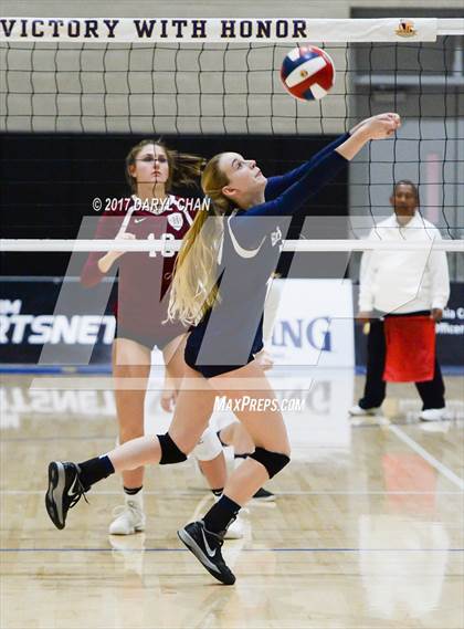Thumbnail 2 in Sacred Heart Prep vs. Sierra Canyon (CIF State D2 Final) photogallery.