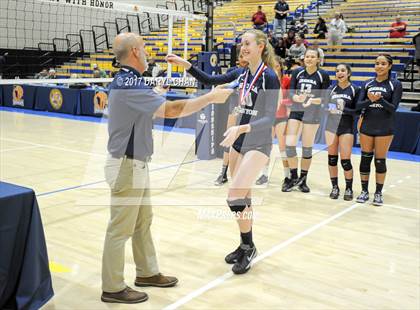 Thumbnail 2 in Sacred Heart Prep vs. Sierra Canyon (CIF State D2 Final) photogallery.
