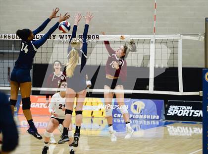 Thumbnail 3 in Sacred Heart Prep vs. Sierra Canyon (CIF State D2 Final) photogallery.