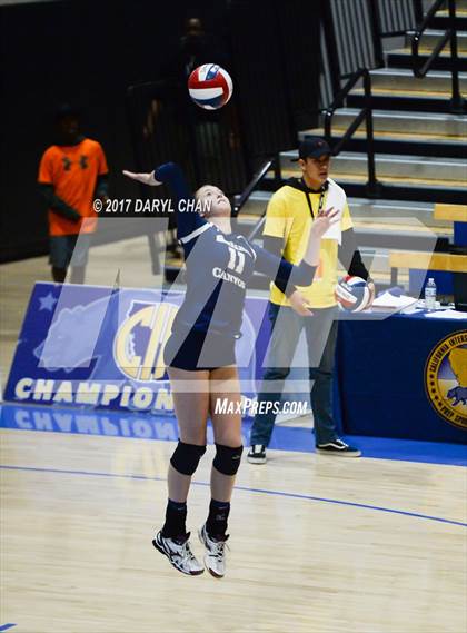 Thumbnail 1 in Sacred Heart Prep vs. Sierra Canyon (CIF State D2 Final) photogallery.
