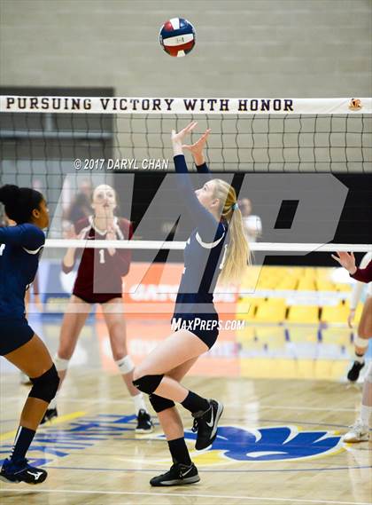 Thumbnail 1 in Sacred Heart Prep vs. Sierra Canyon (CIF State D2 Final) photogallery.