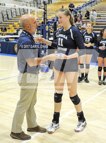 Thumbnail 2 in Sacred Heart Prep vs. Sierra Canyon (CIF State D2 Final) photogallery.